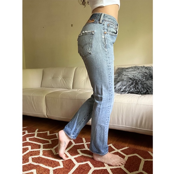 Levi's Vintage Midrise Jeans - Size 28x30 - Picture 2 of 5